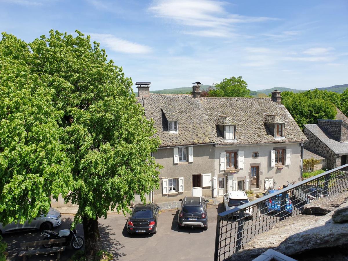 Logis Restaurant & Spa Les Remparts Hotel 3*
